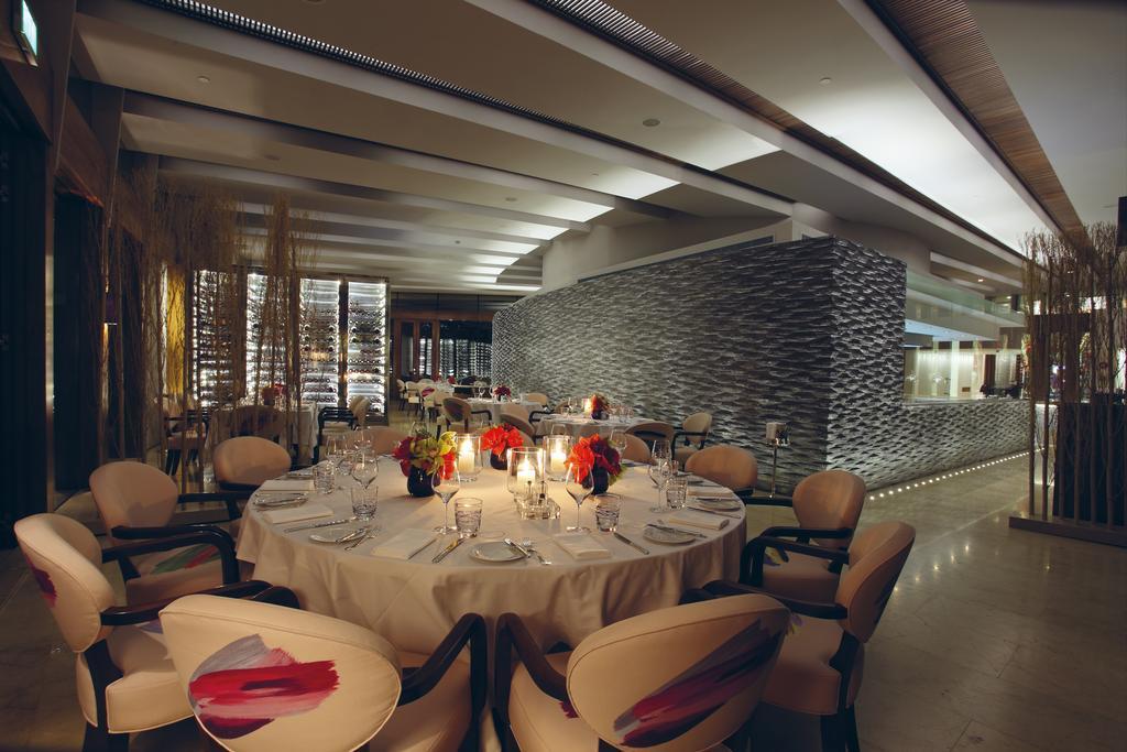 Le Gray Hotel Beirut Restaurant photo